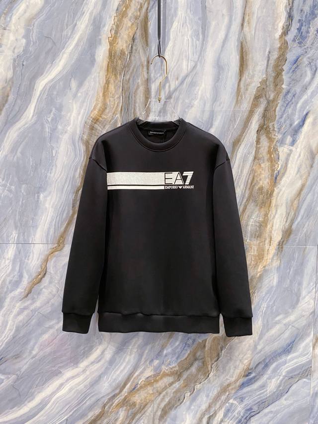 E Armani 阿玛尼 # 2025秋冬 八明治空气层套头圆领卫衣 男女同款时尚休闲套头卫衣衫！贸易公司渠道稀出，领先官网发售！一直都是神奇的存在，有着极高的