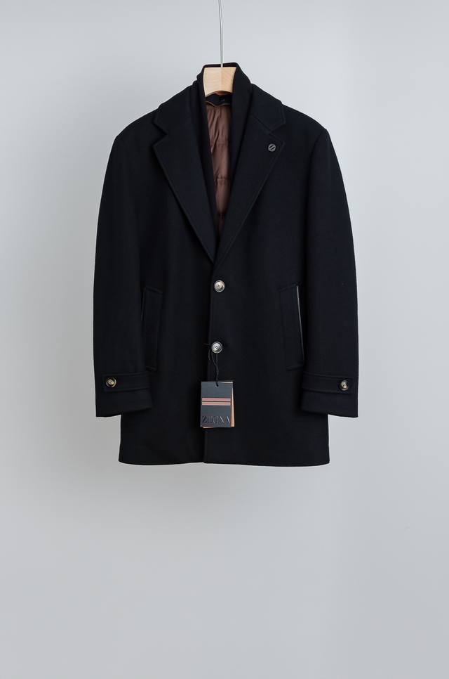 Zeg*Na杰尼＊亚625Fw 秋冬最新羊毛大衣搭配羽绒！保暖又时尚Ez家臻品推出中长款羽绒服#羊毛大衣与羽绒的完美融合，Ez家臻品夹克羽绒服外套，为您的冬季穿