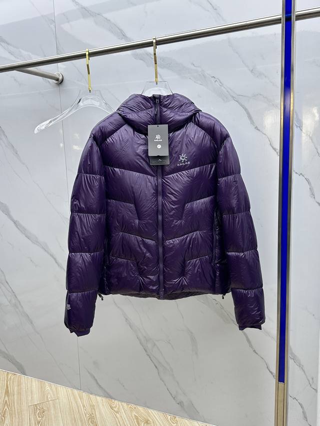 凯乐石Kailas 顶配5000Gt 防风保暖拒水轻量易收纳高海拔徒步登山运动户外连帽羽绒服 男女同款 整衣可收纳到一个很小的收纳包里，打开秒回弹 1000蓬松