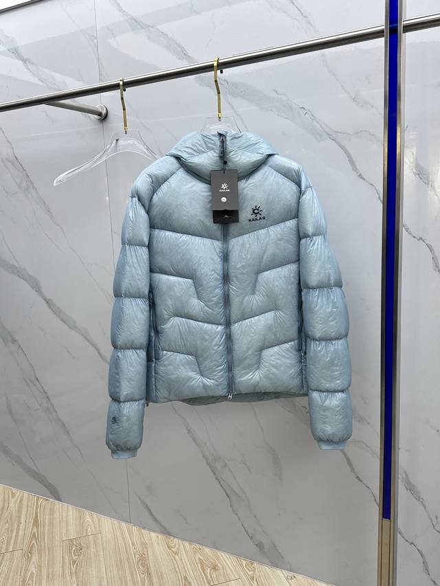 凯乐石Kailas 顶配5000Gt 防风保暖拒水轻量易收纳高海拔徒步登山运动户外连帽羽绒服 男女同款 整衣可收纳到一个很小的收纳包里，打开秒回弹 1000蓬松