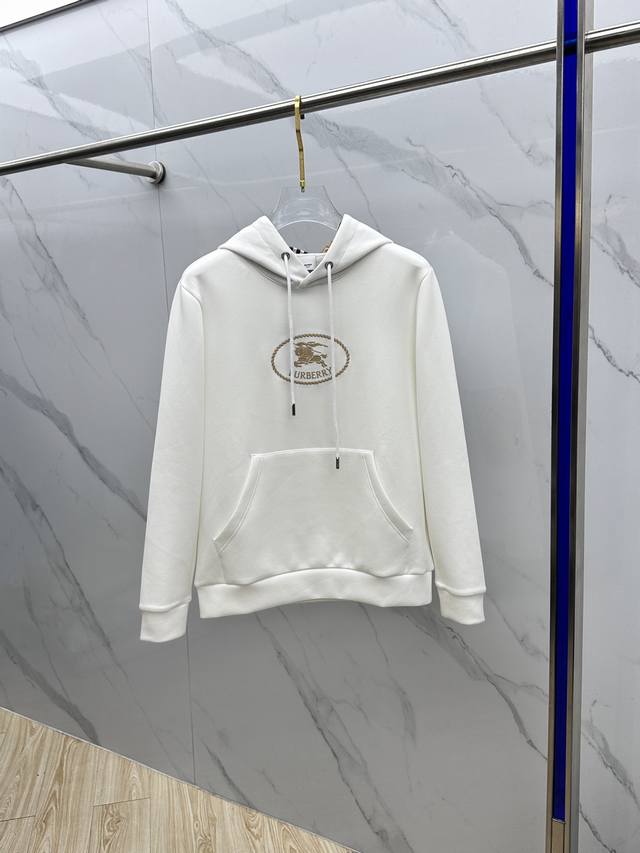 Burberry巴宝莉 2025Ss秋冬新款男女款连帽卫衣.贸易公司渠道货，精选优质空气层针织棉面料，手感柔软轻薄软糯，版型挺括有型不拉胯，精心设计品牌Logo