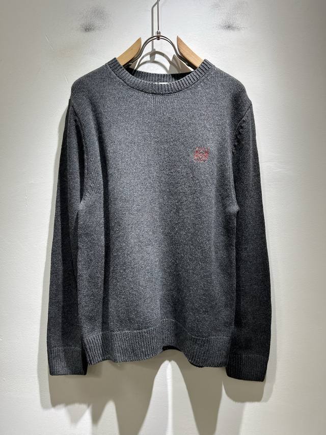 Lo*We 罗*威2025秋冬新款针织羊毛衫，贸易公司渠道货，2025年最新品，官柜同步售卖，经典明星级单品！Lo*We家的皮具单品在整个时装圈最有极高的的发言