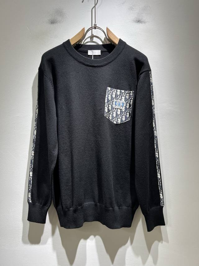 Dio*迪家 2025秋冬新款男女同款针织羊毛衫，专柜同步发售！定制专属羊毛面料，从容百搭，档次极高，完美融入时尚还有风情感一款完美符合外穿的顶尖时髦气质款！整