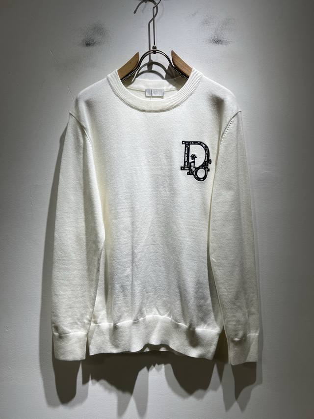 Dio*迪家 2025秋冬新款男女同款针织羊毛衫，专柜同步发售！定制专属羊毛面料，从容百搭，档次极高，完美融入时尚还有风情感一款完美符合外穿的顶尖时髦气质款！整