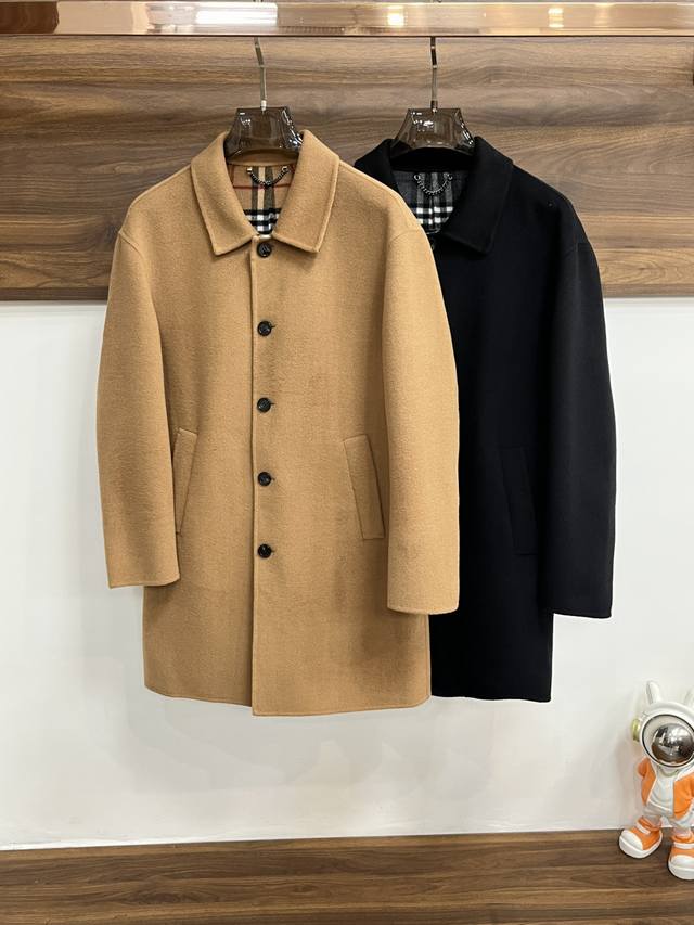 真皮系列 Burbeery 2025Ss秋冬新款发布巴宝莉羊绒大衣外套，秋季爆款羊绒面料，长款带腰带设计穿上就是舒适自在又显瘦的存在，慵懒而随性，结合干净简单的