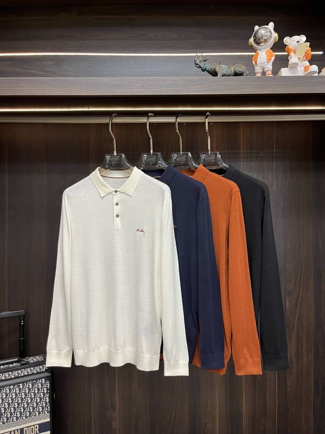 主推 Lp 独家专供新款羊毛针织衫潮男时尚翻领羊毛衫，高端欧版原单羊毛针织毛衣，美丽诺羊毛面料，透气舒适度高，细节无可挑剔，品牌元素设计理念，体现高品质。呈现休