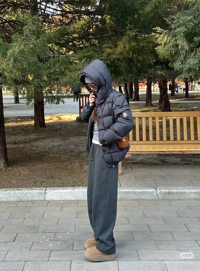 国标90绒上身又轻又保暖