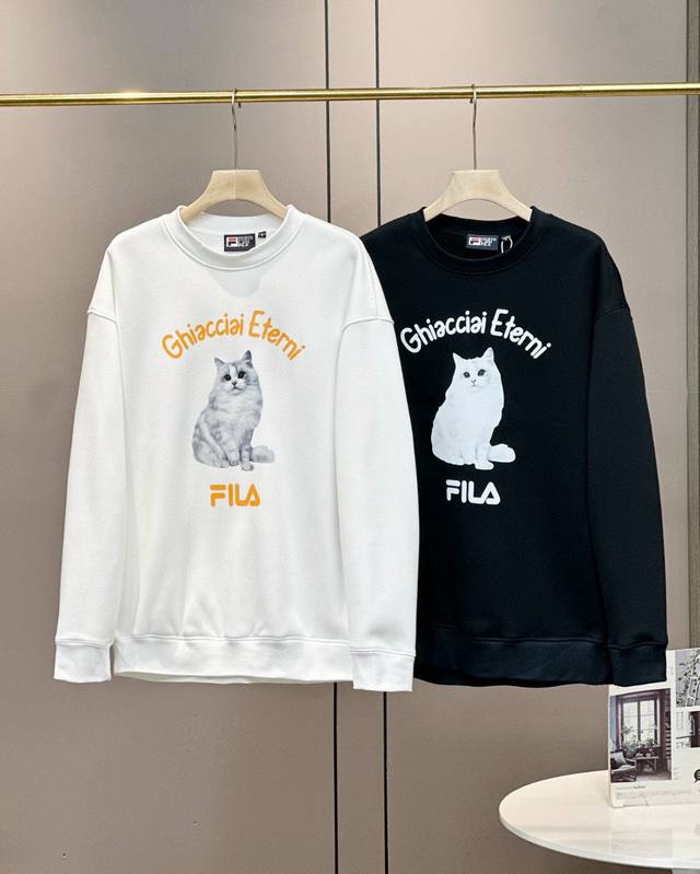 Fila斐乐高圆圆同款猫猫卫衣最新款套头银狐绒圆领卫衣休闲情侣款 顶级版本 尺码：S~Xl 颜色：黑色、白色 细节版本1:1复刻 重磅专柜最新款！走一波！绝对私