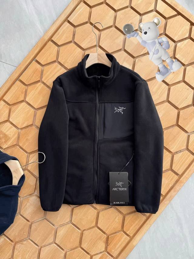 Arc'teryx 始祖鸟户外男士立领抓绒衣，加绒加厚摇粒绒外套宽松开衫冲锋衣 保暖抓绒衣给生活多一点时尚找到自己Style 可外穿，可内搭，搭配冲锋衣外套加厚