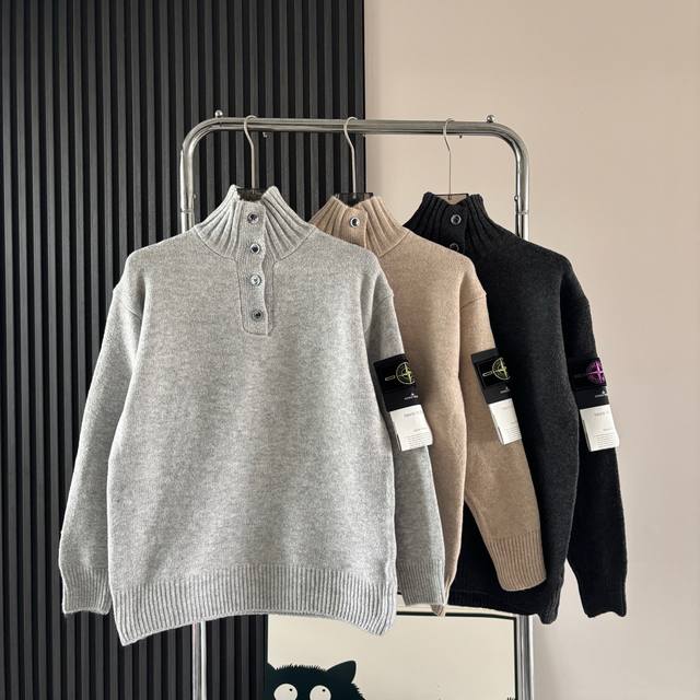 Stone Island石头岛立领纽扣毛衣 原单品质秋冬必入！定织定染Yb一致羊毛混纺面料 厚实防风保暖 柔软舒适 单穿当外套都可！不拖沓 随性时髦可搭配任意下