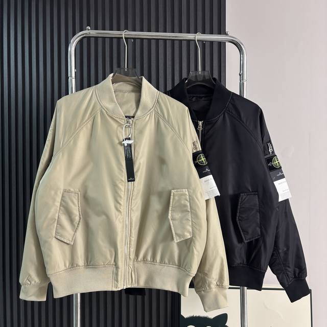 Stone Island石头岛飞行员棉服棒球服外套 原相机实拍 品质看得见 新升级！厚实的飞行棉服！内里厚厚的羽绒棉非常保暖，暖暖过冬天！ 面料 外层面料采用了