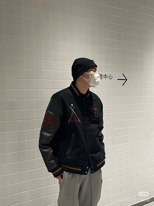 Stussy 40周年8号字母 刺绣情侣棒球服 尺码：M-Xl 状态：全新 定制五金辅料刺绣面料 进口刺绣机 精细度完美 随意对比 可以配情侣！ M 肩宽47