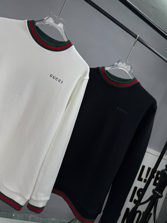 爆款推荐 Gucci古驰2025新款绣花撞色款圆领卫衣 原版面料高版本高品质 网红明星同款 定制400克重毛圈棉 经典绣花+撞色款工艺 手感非常舒服 超级百搭好