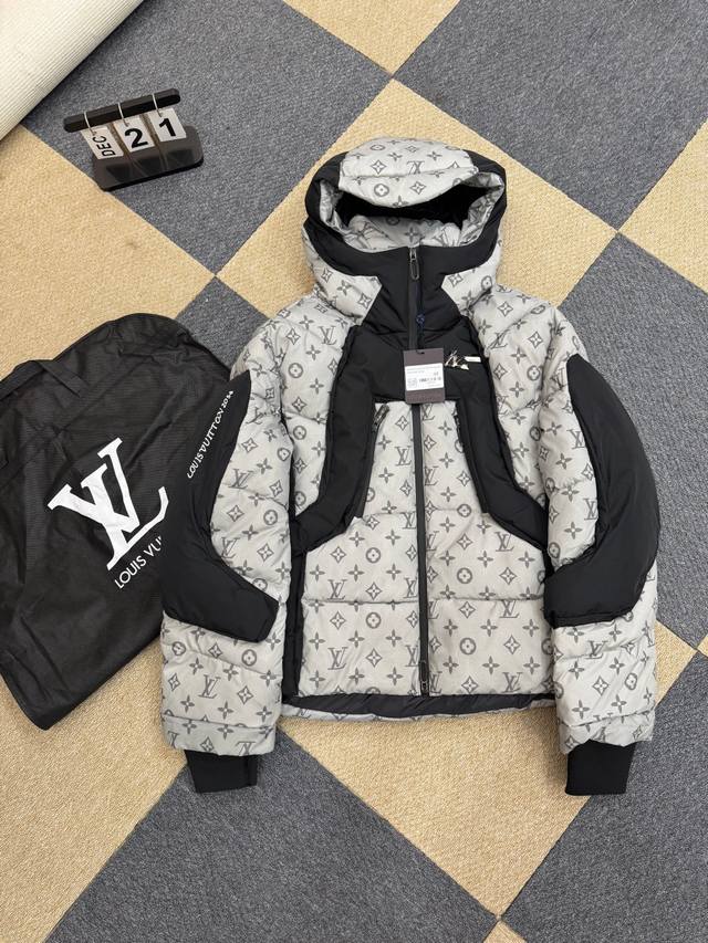带防沉袋 款号：Tt124 Louis Vuitton路易威登 Lv秋冬官网最新款系列温感黑科技羽绒服 温变科技！Lv 秋冬压轴款2054温感科技变色面料超厚款