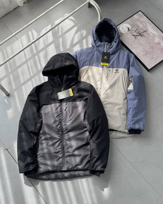凯乐石25年冬季新品，户外情侣款连帽棉衣！ 这款棉服最大的特点就是轻便保暖效果好！今年这款采用的是 锁温科技，运动休闲棉服 户外王者 这款棉衣打造的是上身轻便！