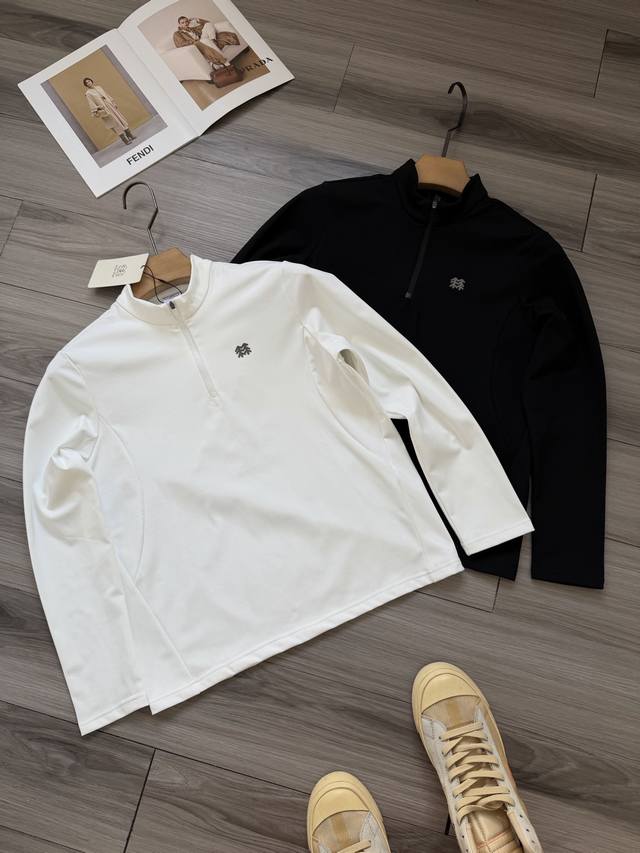 K家 徽标Logo胶印 立体剪裁 女款抗菌透湿户外运动登山徒步拉绒半拉链立领长袖 颜色：白色 黑色. 材质：吸湿透气抓绒锦纶面料. 尺码：M L Xl 2Xl.