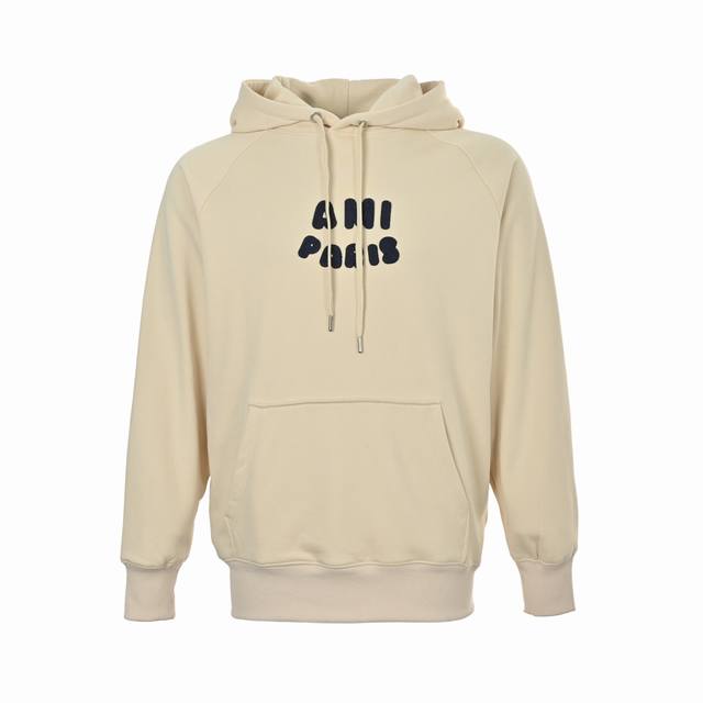 Ami 钩针刺绣字母连帽卫衣 抛开一切乱七八糟的话术 我们直接来到商品参数： 380G定制粗糙手感面料 正确同色定染帽绳 搭配正确2孔吊钟 帽绳克重800G高密