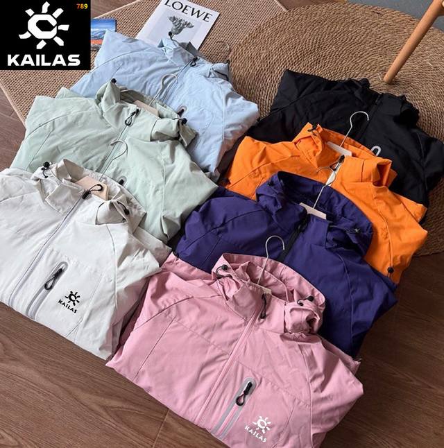 爆款 三合一 25Fw Kailas凯乐石三合一摇粒绒防风防水外套 秋冬穿搭刚需款 秋冬季节兼具保暖与实用的穿搭神器来袭 采用防风防水科技面料，经多重工艺打磨，