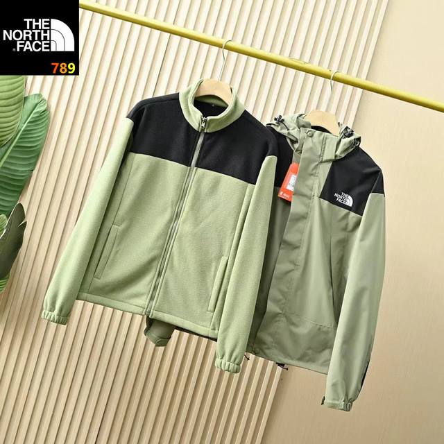 北面Tnf1990同款秋冬季三合一俩件套男女同款痞帅有型 比羽绒服暖和一衣三穿，三合一内胆可拆卸，功能性冲锋外套+保暖绒内胆，冲锋衣面料采用黑科技 颜色:黑色.