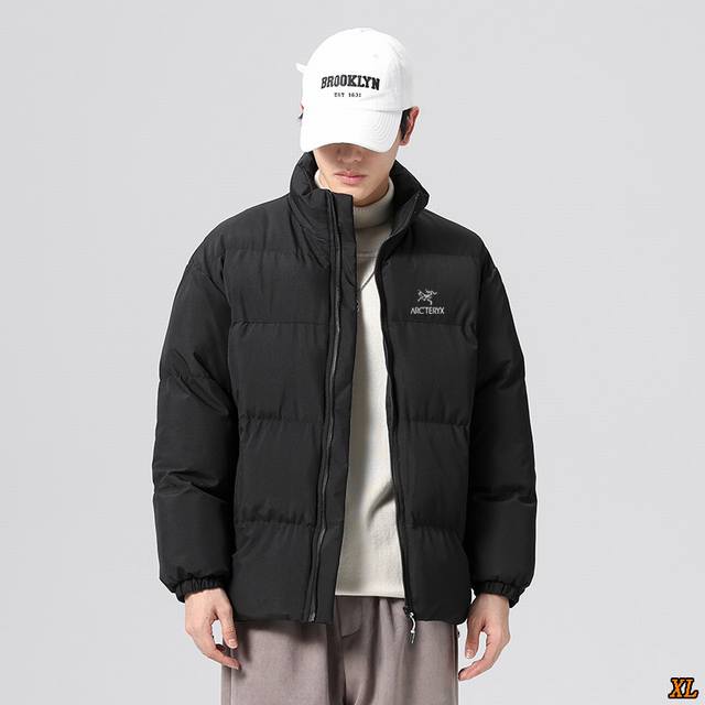 Arc’Teryx始祖鸟 独家实拍上新冬季高品质 棉衣 宽松立领情侣 棉服外套，本季主打，货源充足，放心主推，高端品质，经典设计，做工出色，经典百搭，上身效果极