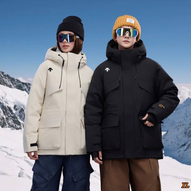 Descente迪桑特 独家实拍上新冬季高品质连帽羽绒服 工装羽绒连帽宽松防风保暖情侣羽绒外套，本季主打，货源充足，放心主推，高端品质，经典设计，做工出色，经典