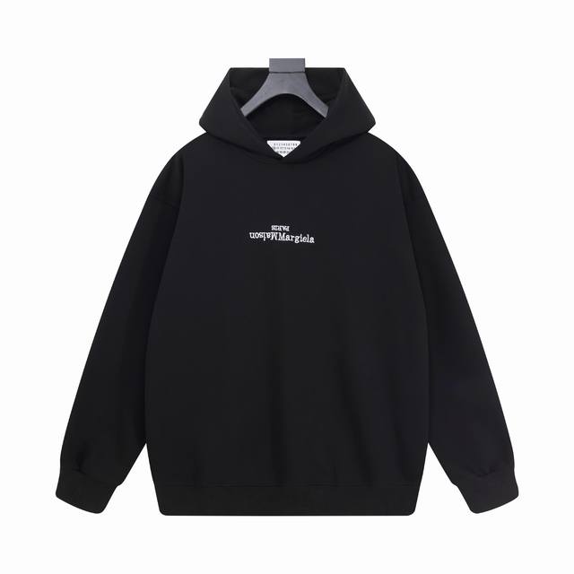 高版本Maisonmargiela 马吉拉 刺绣反字母连帽卫衣，男女同款。 采用430G重磅毛圈面料 非市面380G薄款普通版本 注意区分！过高温缩水2次 不计
