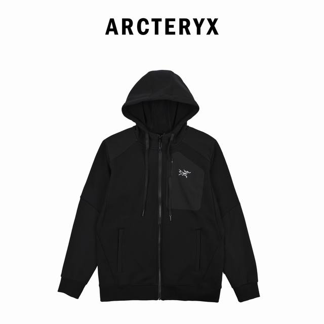 Arcteryx始祖鸟连帽拉链加绒拼接抓绒立领袖标夹克外套 Arc'teryx这款拼接抓绒立领袖标夹克，黑色主调+胸前Hlogo刺绣，简约又有辨识度半拉链立领设