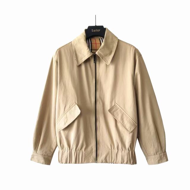 实拍细节图+尺码表 Burberry 巴宝莉 经典内里彩虹格纹双面穿夹克外套 双面穿内里彩虹格纹 可娇憨可休闲 永不过时 全套定制刻字Logo纽扣、拉链 颜色: