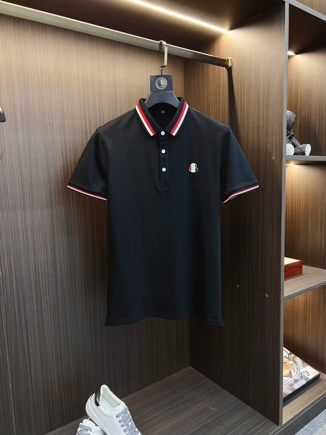 蒙口 高端定制、2025Ss早春新款时尚翻领短袖polot恤、原版复刻、客供原版进口丝光棉面料、原版复刻经典品牌Logo、剪裁完美、做工精致、必入单品首选！尺码