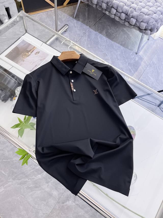 Lv 高端商务 白领 单位人士必入单品！ 无痕压胶冰丝休闲商务短袖衬衫，科技面料，冰丝无痕，体感非常棒，手感顺滑质感很棒！弹性好，无任何束缚感，面料自带透气网孔