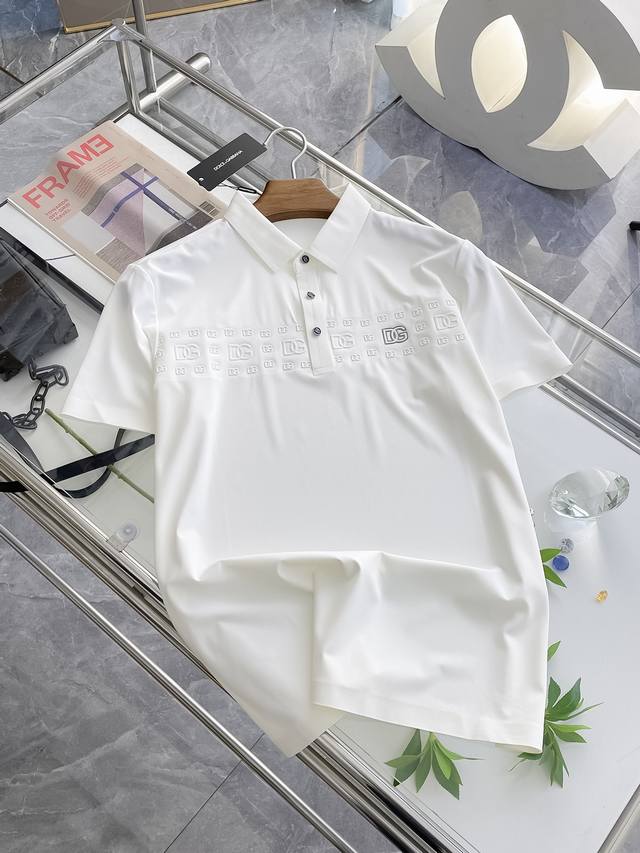 Dg 高端商务 白领 单位人士必入单品！ 无痕压胶冰丝休闲商务短袖polo，科技面料，冰丝无痕，体感非常棒，手感顺滑质感很棒！弹性好，无任何束缚感，面料自带透气