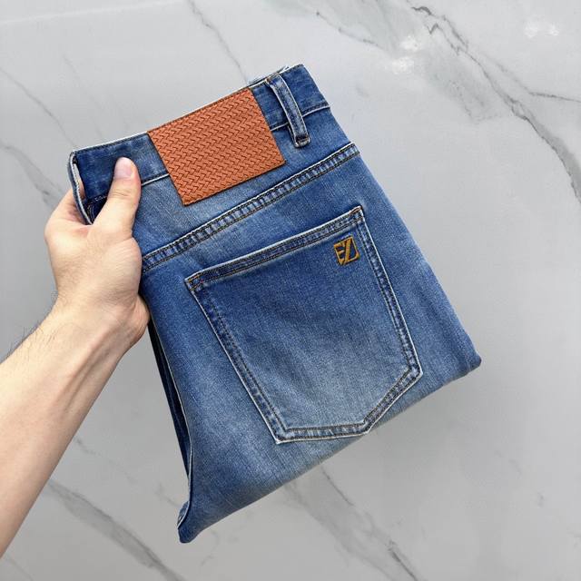 Ez薄款小直筒弹力牛仔 Ez薄款小直筒弹力牛仔