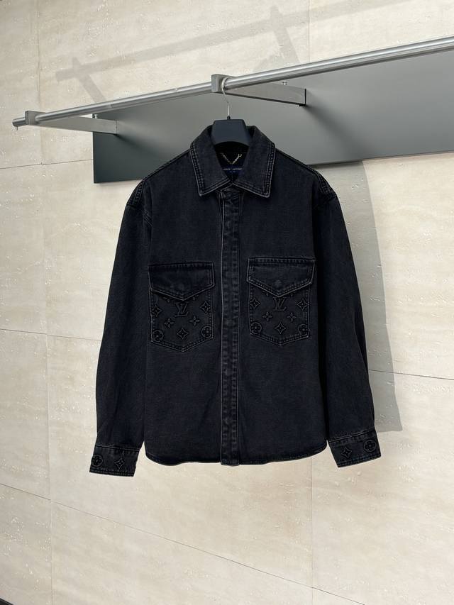 LV 路易 口袋压花浮雕牛仔丹宁长袖外套衬衫 Size：S M L Xl