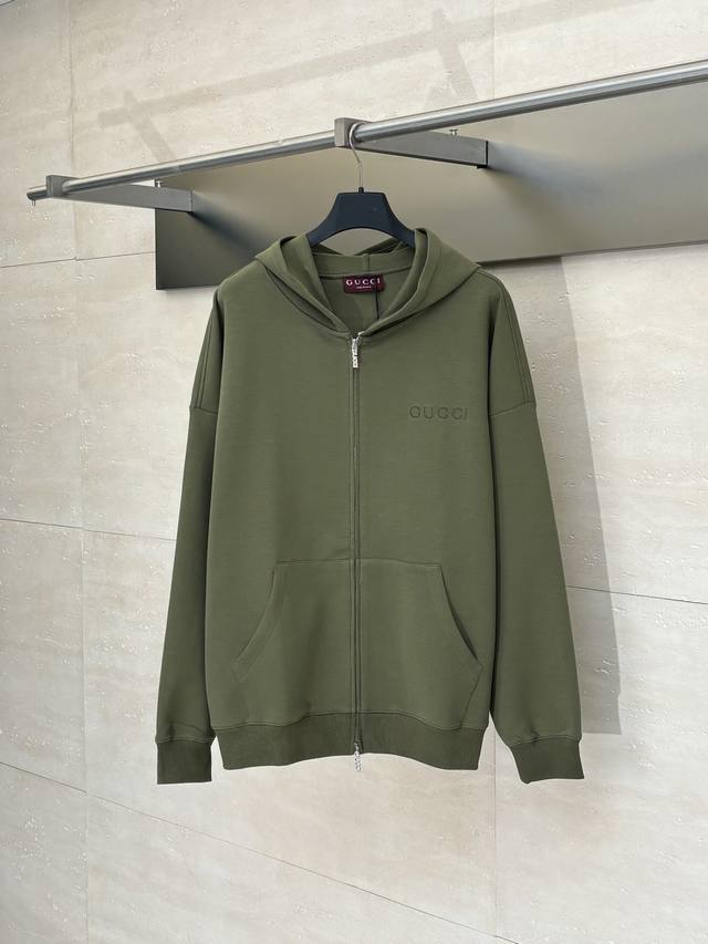 Gucc* 古驰 小标语刺绣太空棉拉链连帽卫衣 谢霆锋、张震同款，原版15600购入开发，面料采用380G花灰定染，太空棉面料，胸前刺绣每个字母定位。独立开模双