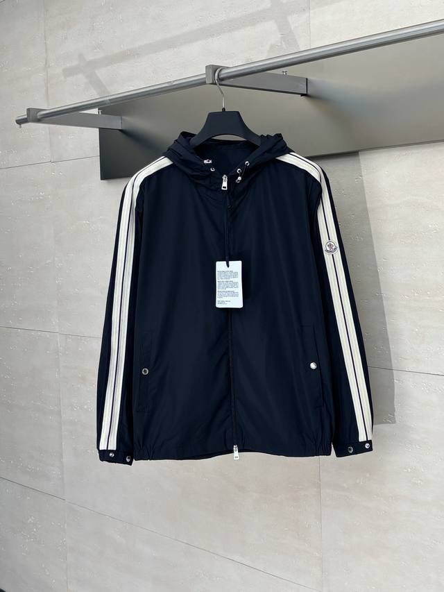 Monce* 蒙口 25秋冬新款侧袖织带连帽风衣外套 原版定制五金配件全进口原版设计， 高品质，低调奢华 ，连帽侧袖针织 Size：S M L Xl Xxl