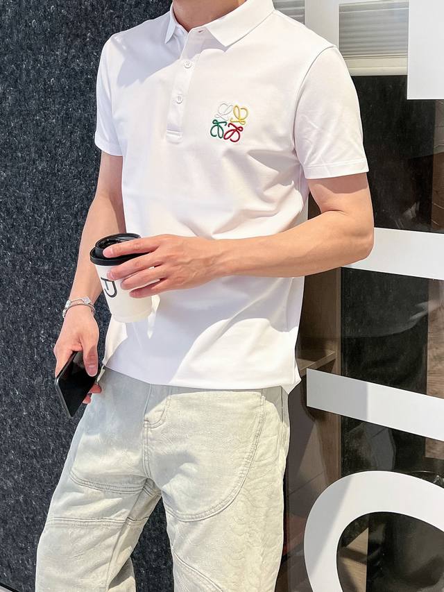 Loe25Ss春夏休闲推荐商务休闲新款男士短袖翻领T恤polo衫，经典刺绣Logo 精心诠释品牌经典，可打底可外穿，实用的王牌产品！绝对补单爆款，色系超赞，经典