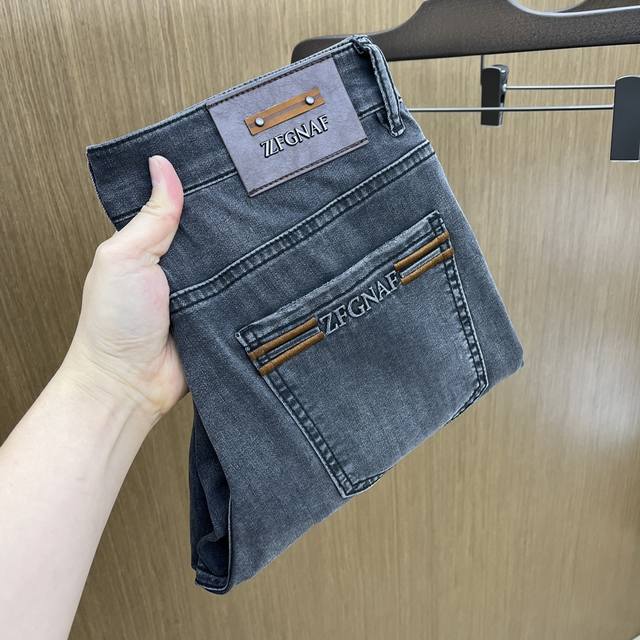 新款 Zz 高端定制 2025Ss早春新款原单爆款牛仔裤 超级定制款 原版五金 超级重工工艺 版型超赞，细节做工无可挑剔！款式不挑人，特别高档，好货不等人，看中