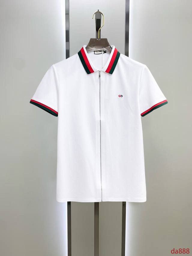 古奇 高端商务 白领 单位人士必入单品！ 无痕压胶冰丝休闲商务短袖衬衫，科技面料，冰丝无痕，体感非常棒，手感顺滑质感很棒！弹性好，无任何束缚感，面料自带透气网孔