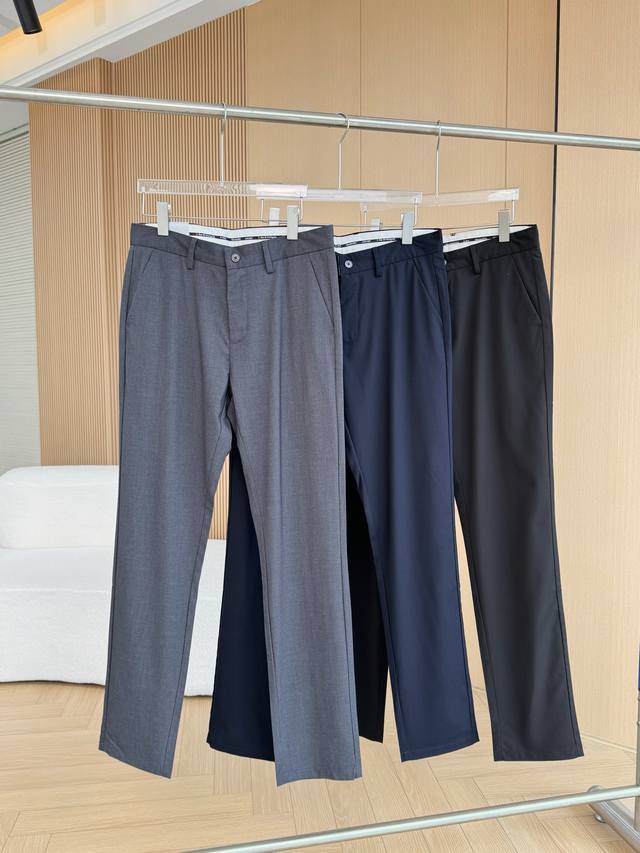 Dior 迪奥 纯色松紧腰商务男士百搭休闲西裤长裤 2025春夏新款，官网同步 时尚优雅设计时尚原单休闲裤品牌全新推出系列，设计师团队精心研发，独家发售单品，奢