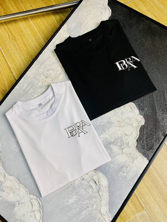 官网同款可穿205斤 普拉达prada 原单品质 2025最新款短袖 精选专柜订制顶级双丝光棉进口面料 所有细节做工完美1比1复刻 还原正品百分百 原版五金 高