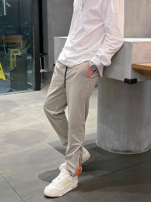 25年春夏新款.男士休闲裤.内里腰头经典橙色配色.内里完美包边、柔软舒适、质感享受、辅料齐全、细节满满、媲美市场任何版本、上身效果超赞、尺码：M-3Xl