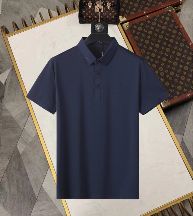 Boss 高端货商务 白领 单位人士必入单品！ 无痕休闲商务翻领短袖，科技面料，冰丝无痕，体感非常棒，手感顺滑质感很棒！弹性好，无任何束缚感，面料自带透气网孔，