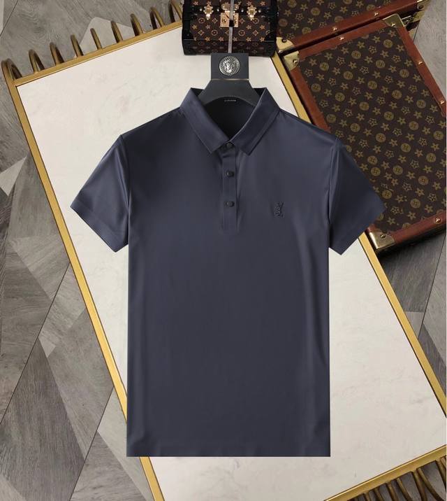 圣罗兰 新品上市！2025Ss夏季新款字母Logo男士翻领polo衫！经典商务男款，高端男装的天花板级别的商务男款！简约时尚大气不失优雅，单穿内搭体面过人，品质