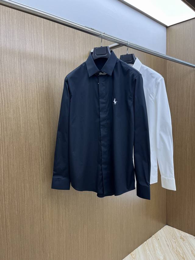 秋冬 Rah Lauren Ss春夏新款时尚简约长袖衬衫，本款轻盈棉质衬衣采用全棉质地面料，经典简约设计搭配，清爽色调，颜色超超超超级赞，这一季最值得入手的单品