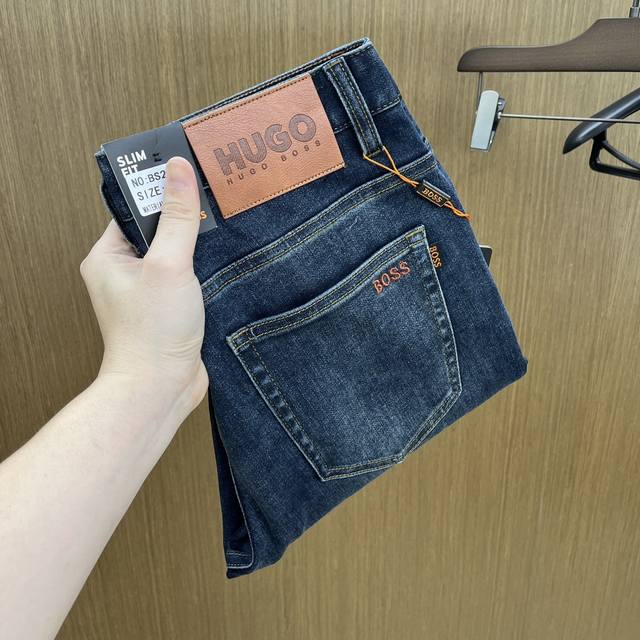 秋冬 Hugo高端定制、25Ss秋冬最新款牛仔裤 柜台同步发售 进口固色面料 原版定制复刻 客供五金辅料 原单品质 重工洗水 做工走线精细 上身绝佳！优选单品