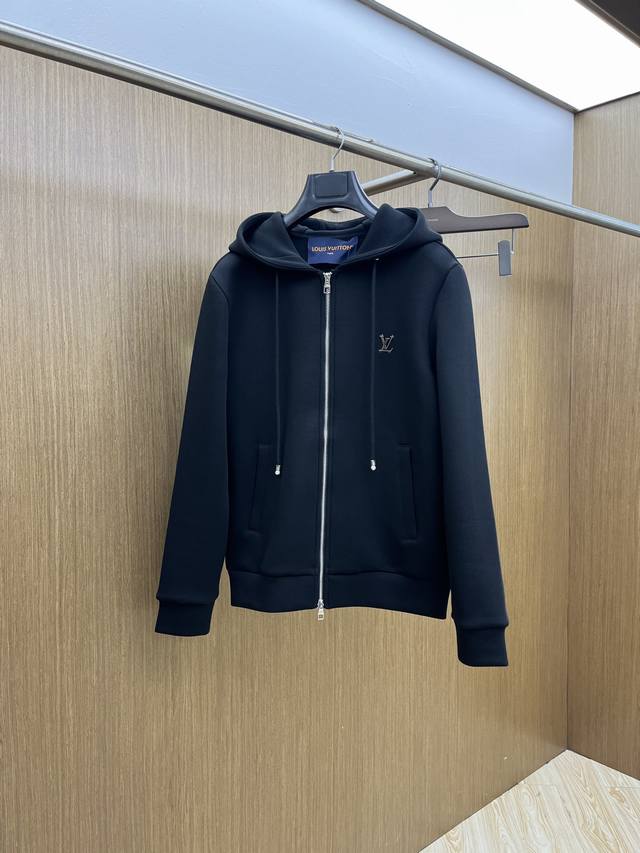 秋冬 Lv 高端品质 2025秋冬最新爆款夹克外套 面料精选高支高密双股空气层长绒棉 手感超级舒服 Bldlogo精选全进口环保材质 超级漂亮 尺码 M-3Xl