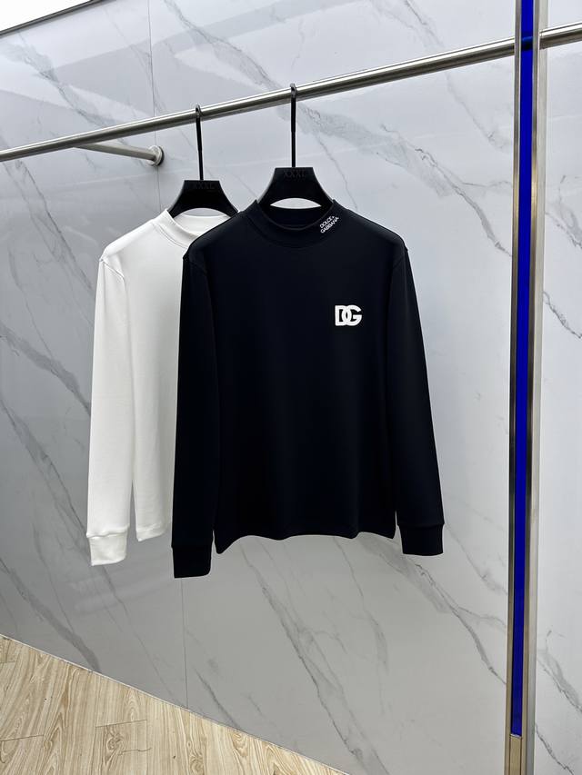 Dg杜嘉班纳 2025秋冬新款长袖打底衫保暖，同步发售！定制专属纯棉面料，内微磨毛，胸前采用品牌Logo图案刺绣设计！简约大方，从容百搭，档次极高，完美融入时尚