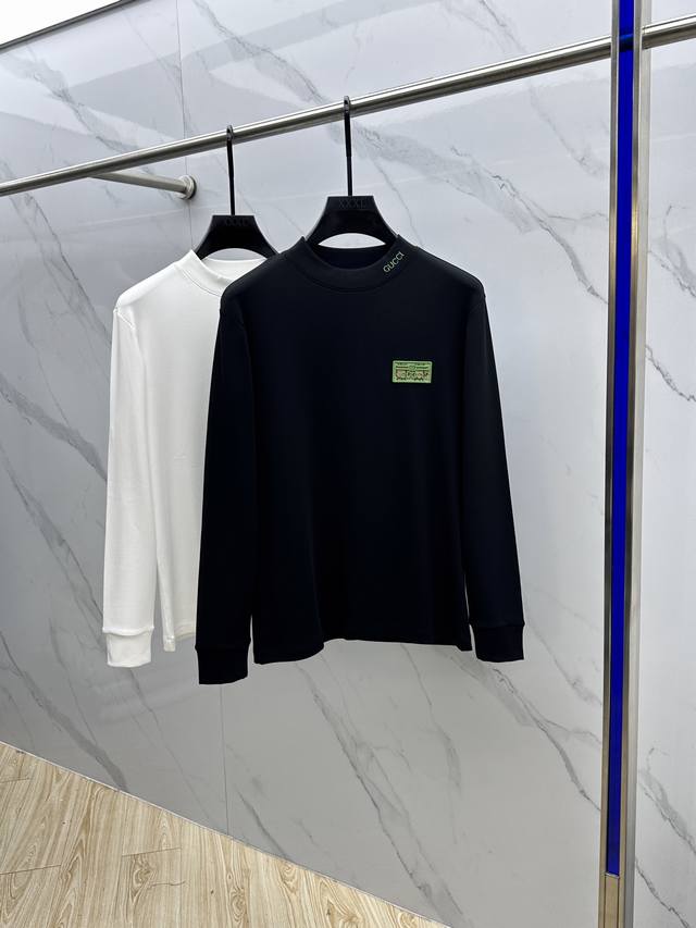 Gucci古驰 2025秋冬新款长袖打底衫保暖，同步发售！定制专属纯棉面料，内微磨毛，胸前采用品牌Logo图案刺绣设计！简约大方，从容百搭，档次极高，完美融入时