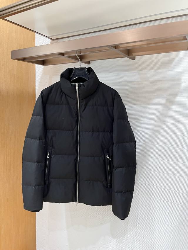 Loropiana L p秋冬火爆经典立领款羽绒外套 颜色：黑色，藏青 码数：M-3 Xl 48-56 型号：520571036Fzl