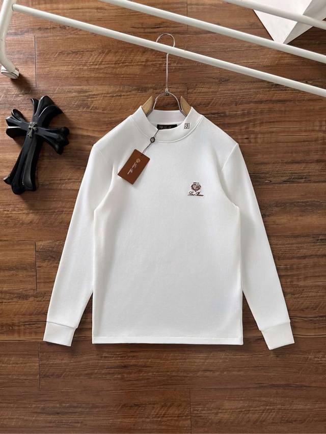 Lp2520秋冬专柜新款 时尚休闲打底衫长袖T恤，精选进口高密度双面拉架棉面料，精致原版Logo打造，舒适性与透气性兼优，柔软抗皱弹性和垂性极佳，无论是单穿或是